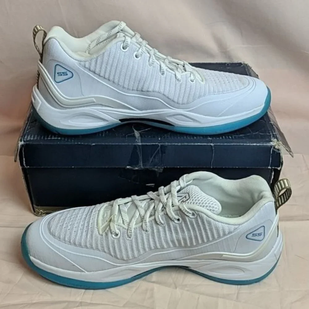 Q4 EM55-IV Basketball Shoes Snow White size 9.5